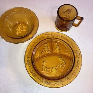 Vtg Amber Glass Children's Dining Set Nursery Rhyme Theme